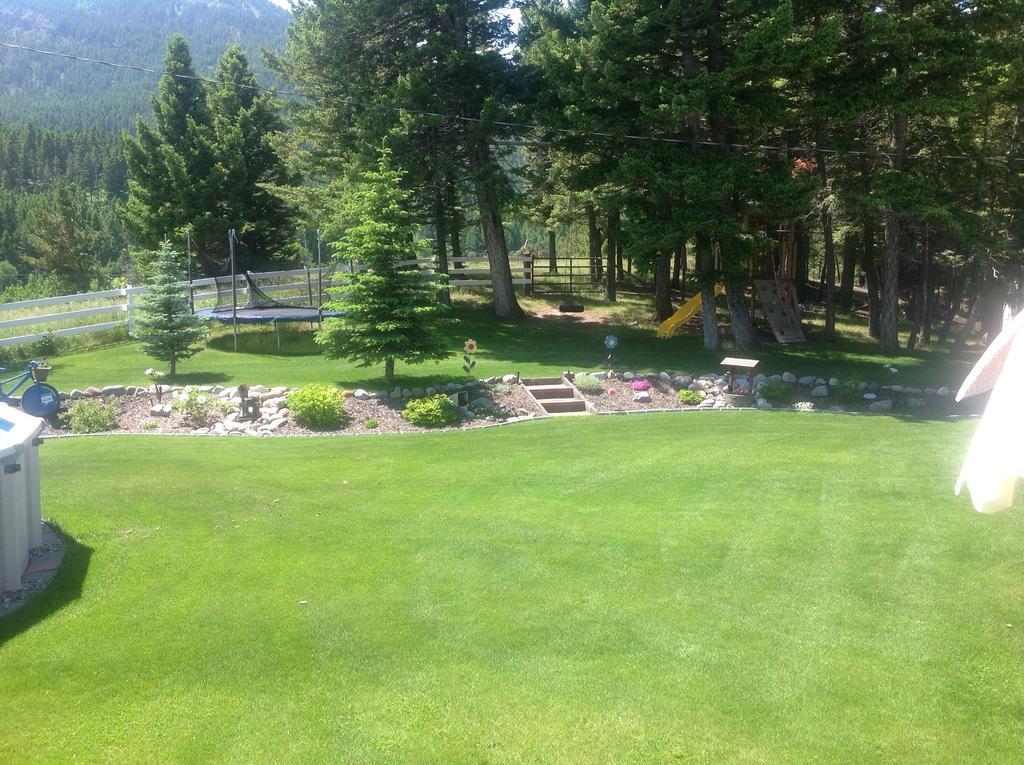 Burmis Bed And Bales Bed & Breakfast Bellevue Exterior photo